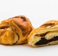 Croissant csoki pudinggal töltve